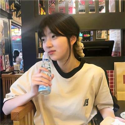 震惊值拉满，灾荒年我靠系统翻身